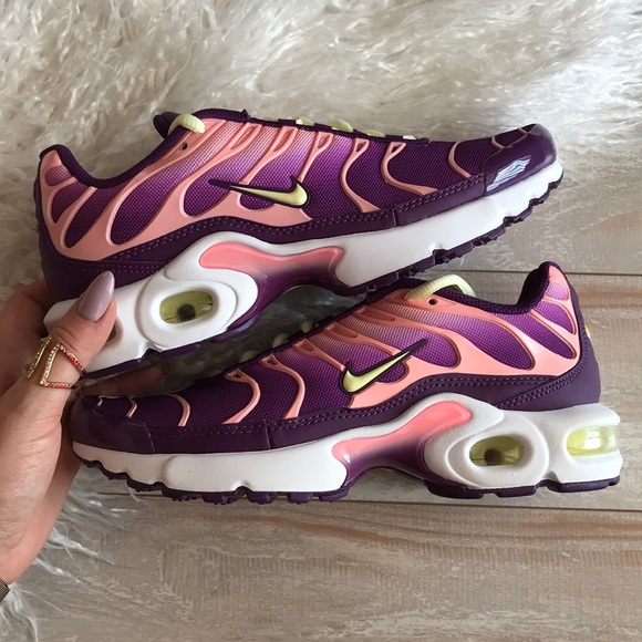 NWT Nike Air Max Plus - Picture 4 of 8